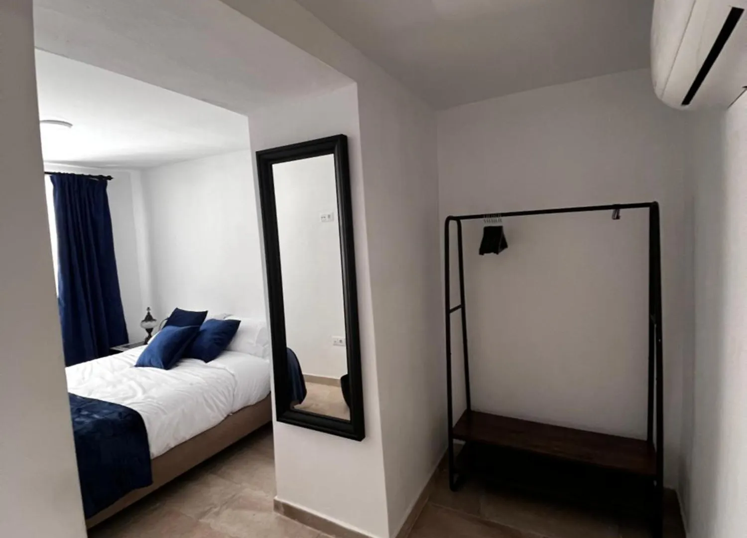 Apartment Shanti'S Andalusian Room Malaga
